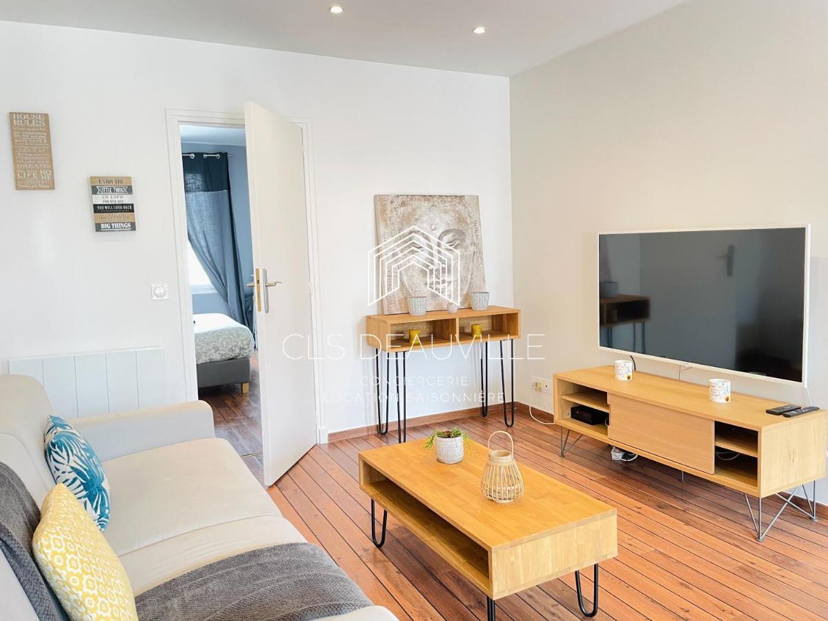 Appartement Coeur De Довиль Экстерьер фото